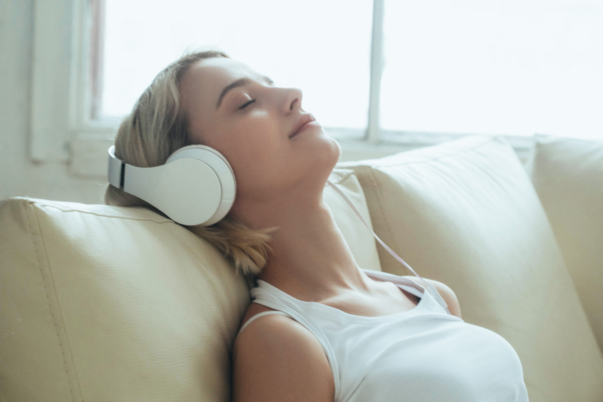 Woman,In,Headphones,At,Home,Listening,To,Music,,Relax,Alone